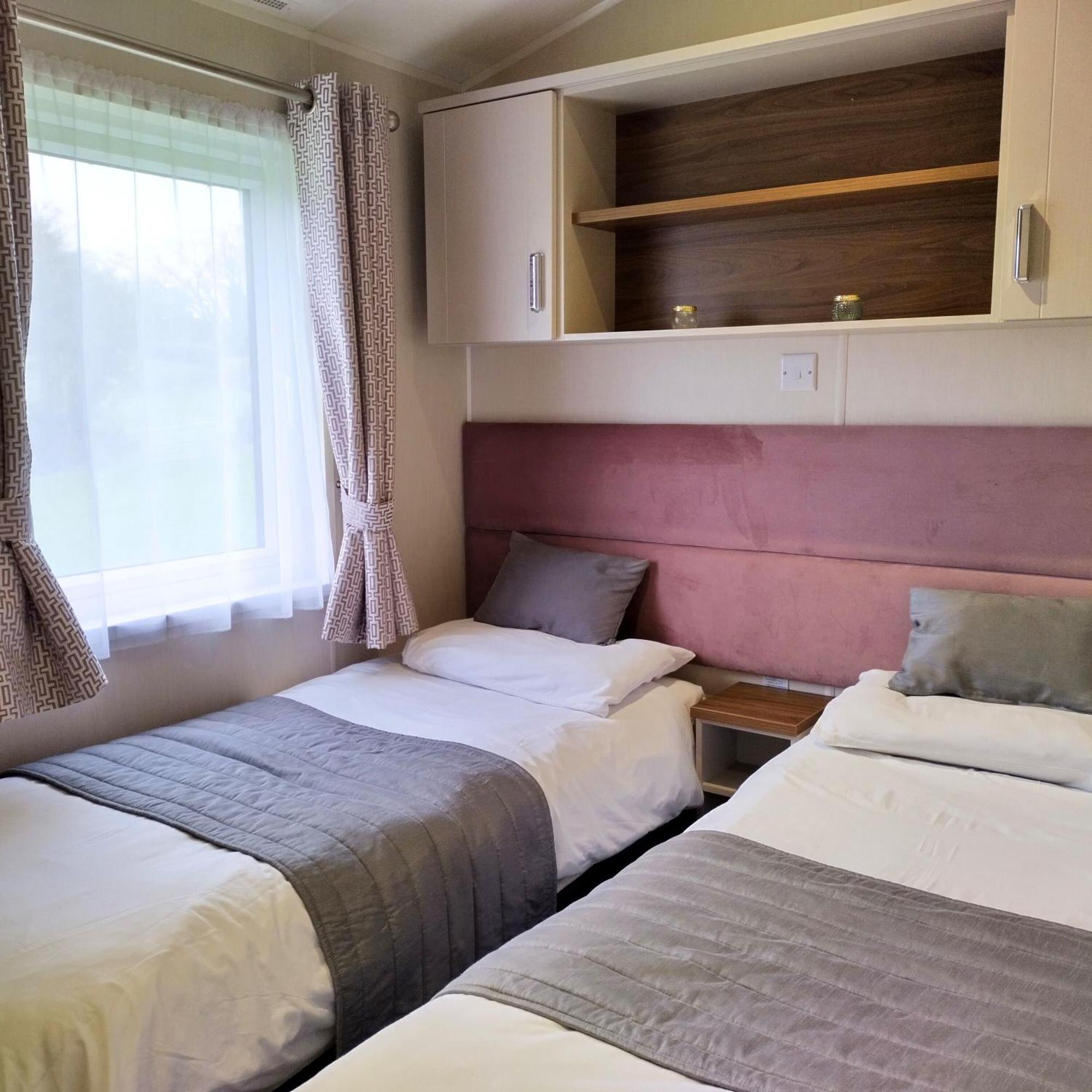 Caplor Glamping & Lodges Hereford Exterior photo